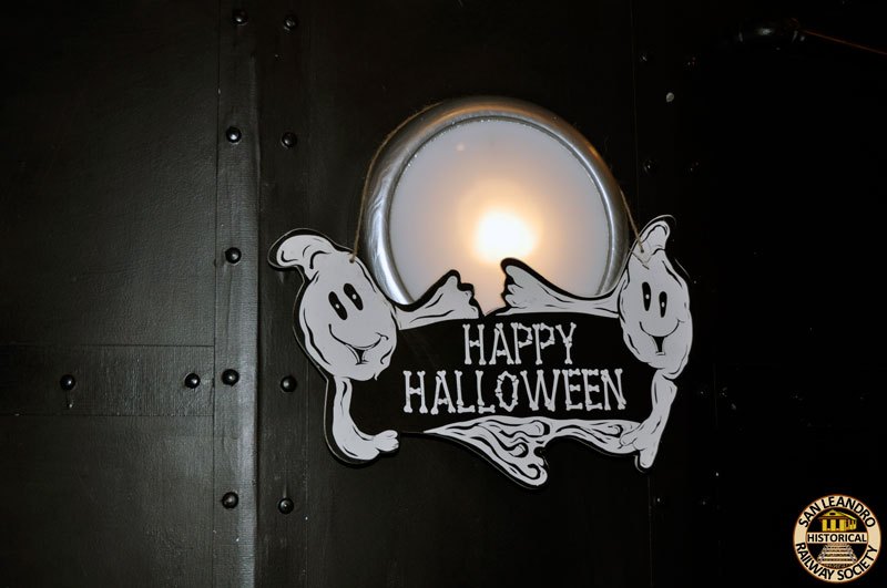 DepotHalloween11-01